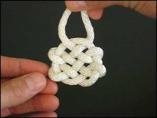 Pendent Knot