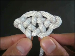 Triple Goddess Knot